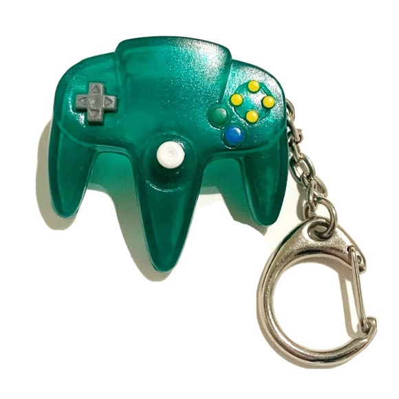 Set of Boys Toy Keychains Set of 3 The Hulk South Park Green Nintendo Controller - Picture 4 of 5